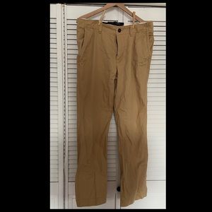 American Eagle Khaki Dockers